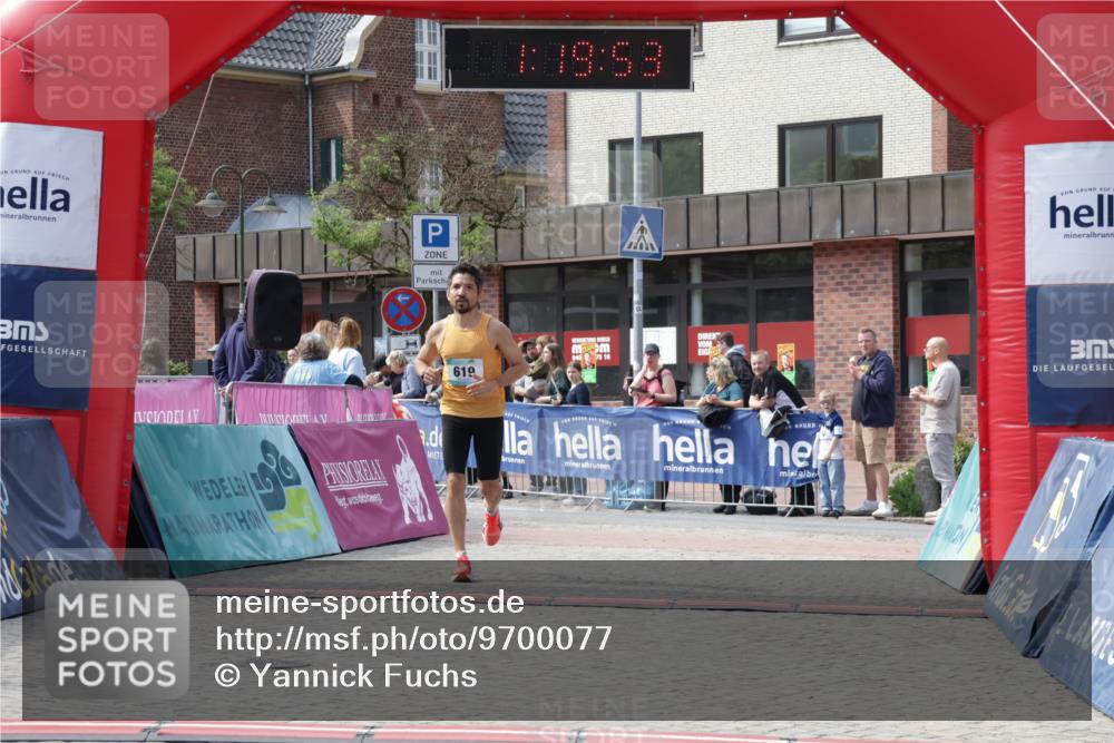 10.05.2026 - 8. Wedeler Halbmarathon Yannick Fuchs http://msf.ph/oto/9700077 10.05.2026 11:19:53 Ziel 442, 619 meine-sportfotos.de