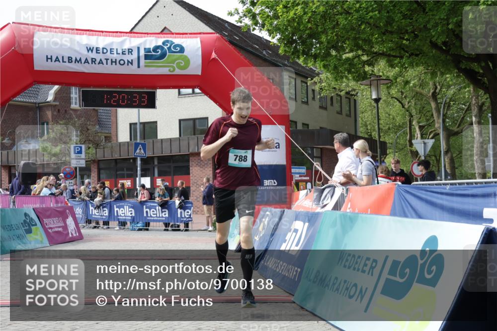 10.05.2026 - 8. Wedeler Halbmarathon Yannick Fuchs http://msf.ph/oto/9700138 10.05.2026 11:20:32 Ziel 788 meine-sportfotos.de