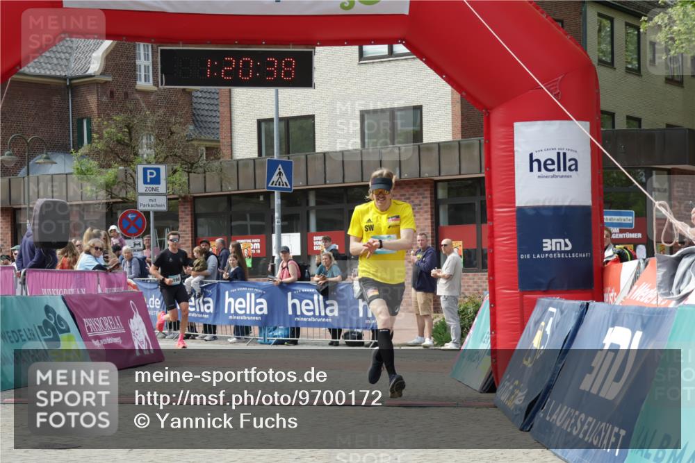 10.05.2026 - 8. Wedeler Halbmarathon Yannick Fuchs http://msf.ph/oto/9700172 10.05.2026 11:20:38 Ziel 791, 2198 meine-sportfotos.de