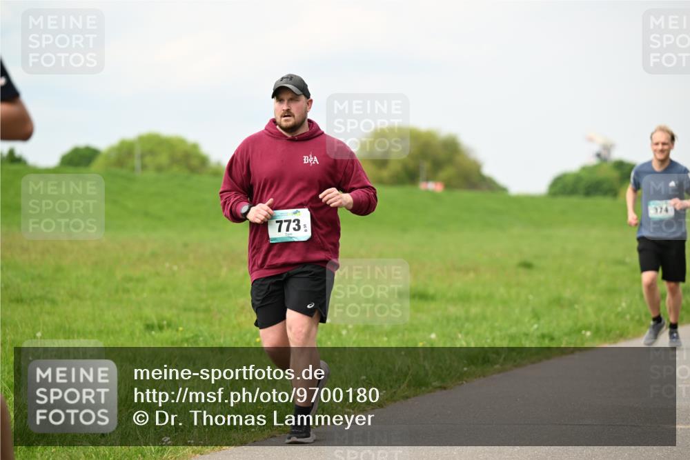 10.05.2026 - 8. Wedeler Halbmarathon Dr. Thomas Lammeyer http://msf.ph/oto/9700180 10.05.2026 11:39:10 Laufen 773, 374 meine-sportfotos.de