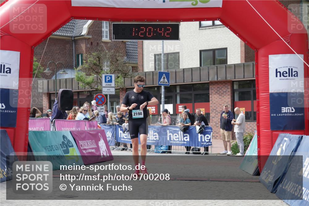 10.05.2026 - 8. Wedeler Halbmarathon Yannick Fuchs http://msf.ph/oto/9700208 10.05.2026 11:20:42 Ziel 791, 2198 meine-sportfotos.de