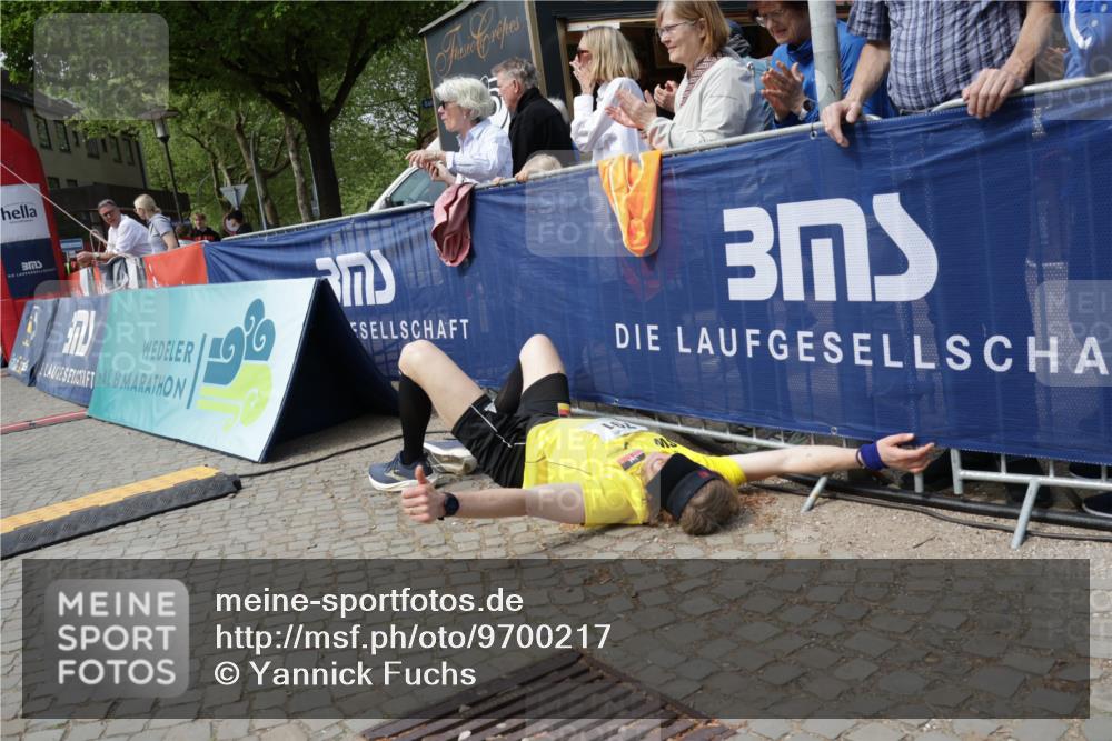 10.05.2026 - 8. Wedeler Halbmarathon Yannick Fuchs http://msf.ph/oto/9700217 10.05.2026 11:20:47 Ziel 2198 meine-sportfotos.de