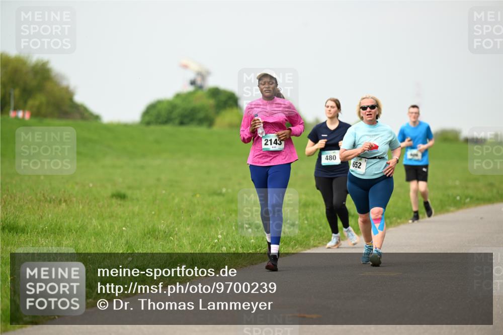 10.05.2026 - 8. Wedeler Halbmarathon Dr. Thomas Lammeyer http://msf.ph/oto/9700239 10.05.2026 11:39:17 Laufen 2143, 480, 652 meine-sportfotos.de