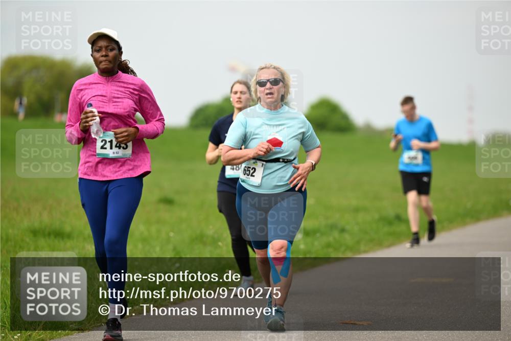 10.05.2026 - 8. Wedeler Halbmarathon Dr. Thomas Lammeyer http://msf.ph/oto/9700275 10.05.2026 11:39:20 Laufen 2143, 652 meine-sportfotos.de