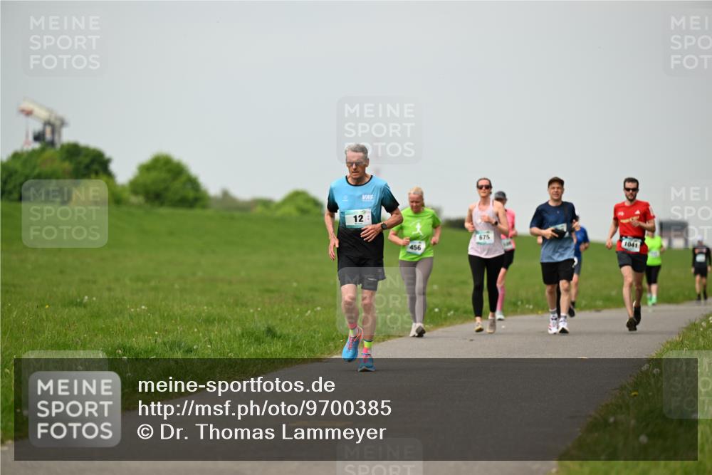 10.05.2026 - 8. Wedeler Halbmarathon Dr. Thomas Lammeyer http://msf.ph/oto/9700385 10.05.2026 11:39:36 Laufen 675, 456, 1041 meine-sportfotos.de