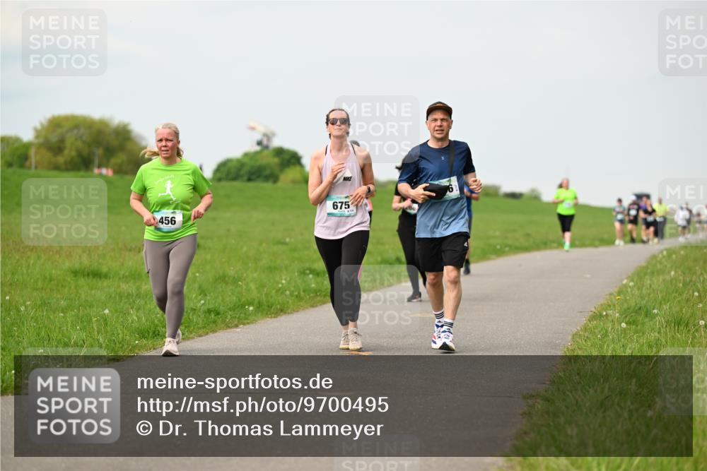 10.05.2026 - 8. Wedeler Halbmarathon Dr. Thomas Lammeyer http://msf.ph/oto/9700495 10.05.2026 11:39:47 Laufen 456, 675 meine-sportfotos.de