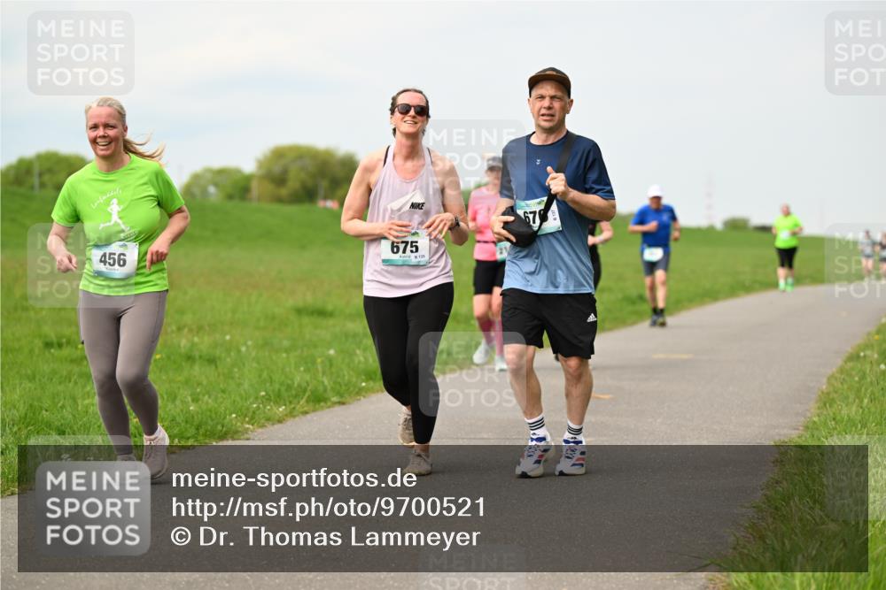 10.05.2026 - 8. Wedeler Halbmarathon Dr. Thomas Lammeyer http://msf.ph/oto/9700521 10.05.2026 11:39:50 Laufen 456, 675 meine-sportfotos.de
