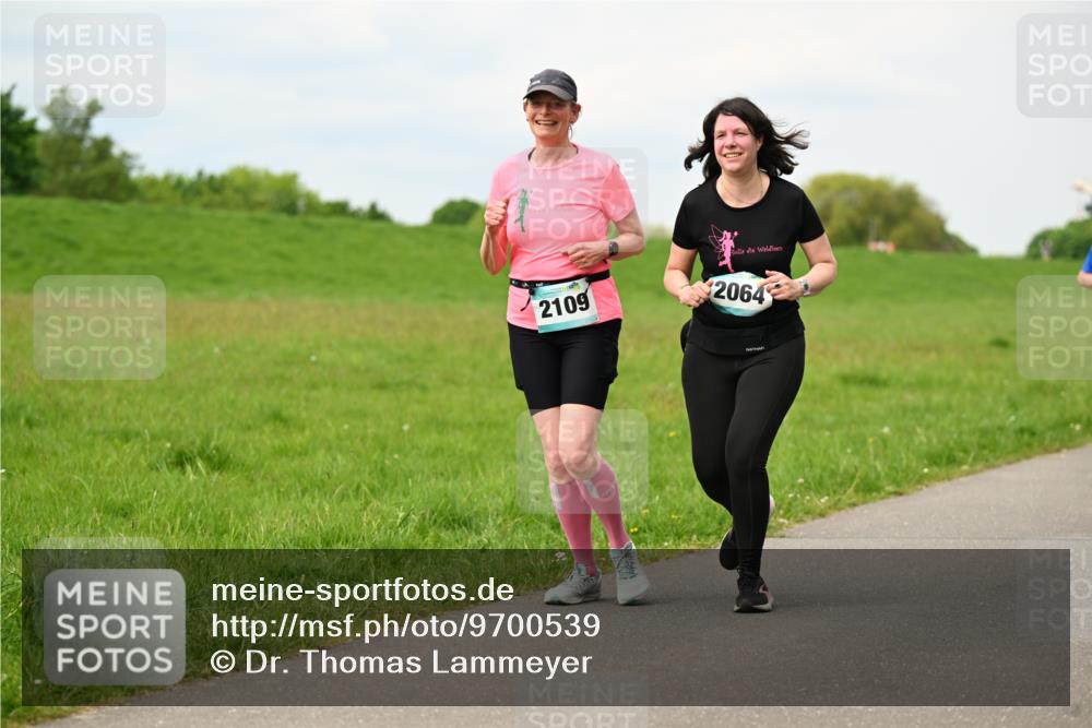 10.05.2026 - 8. Wedeler Halbmarathon Dr. Thomas Lammeyer http://msf.ph/oto/9700539 10.05.2026 11:39:54 Laufen 2109, 2064 meine-sportfotos.de