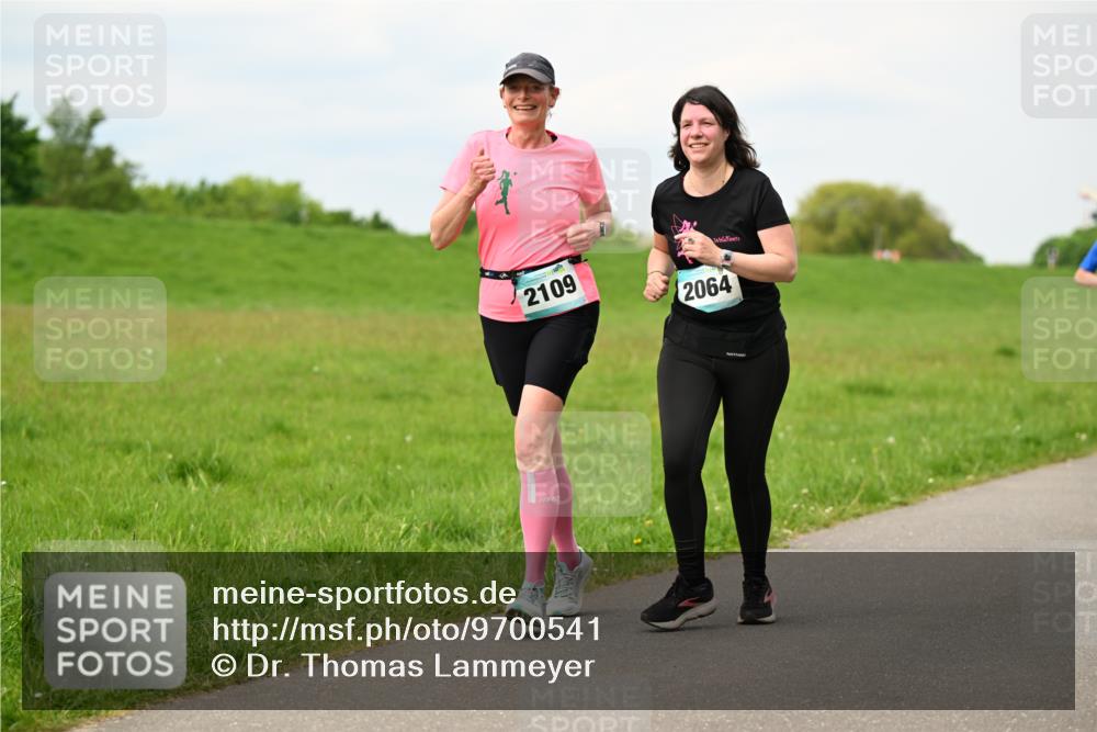 10.05.2026 - 8. Wedeler Halbmarathon Dr. Thomas Lammeyer http://msf.ph/oto/9700541 10.05.2026 11:39:54 Laufen 2109, 2064 meine-sportfotos.de