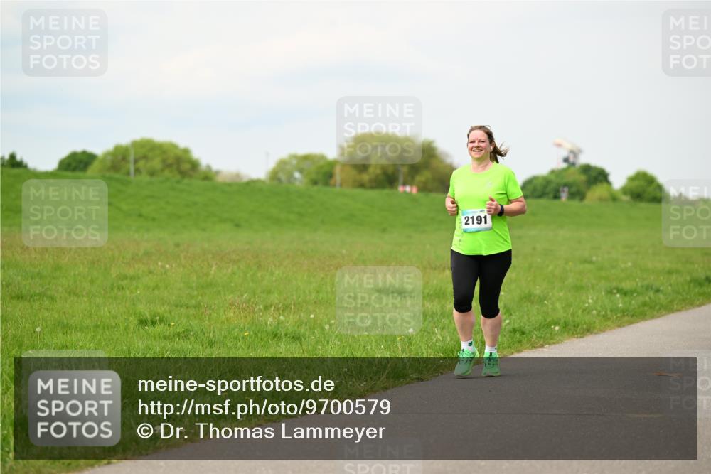 10.05.2026 - 8. Wedeler Halbmarathon Dr. Thomas Lammeyer http://msf.ph/oto/9700579 10.05.2026 11:40:03 Laufen 2191 meine-sportfotos.de