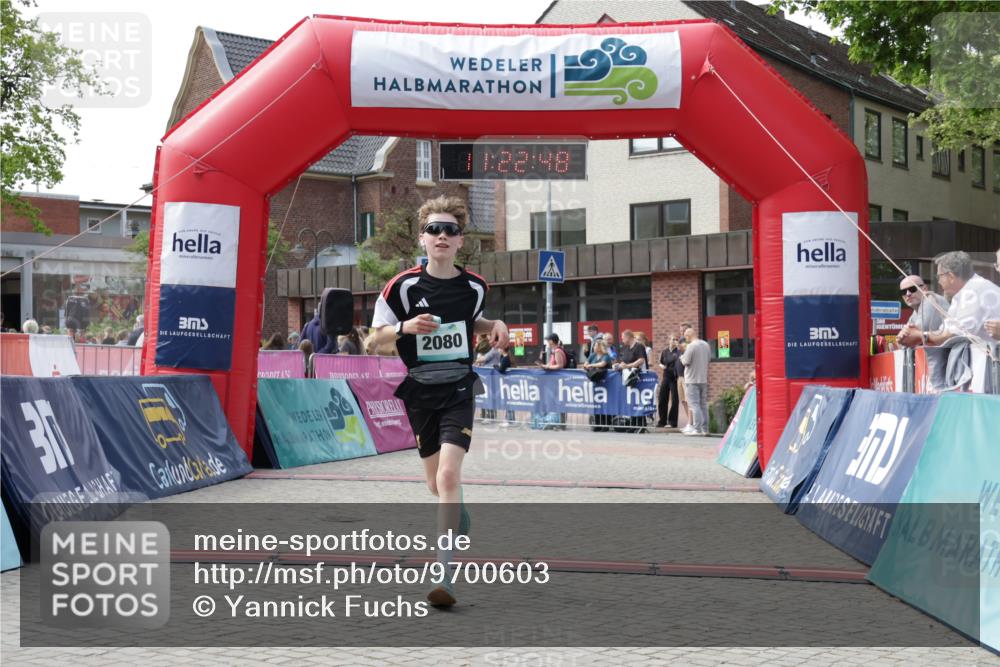 10.05.2026 - 8. Wedeler Halbmarathon Yannick Fuchs http://msf.ph/oto/9700603 10.05.2026 11:22:46 Ziel 684, 2080 meine-sportfotos.de