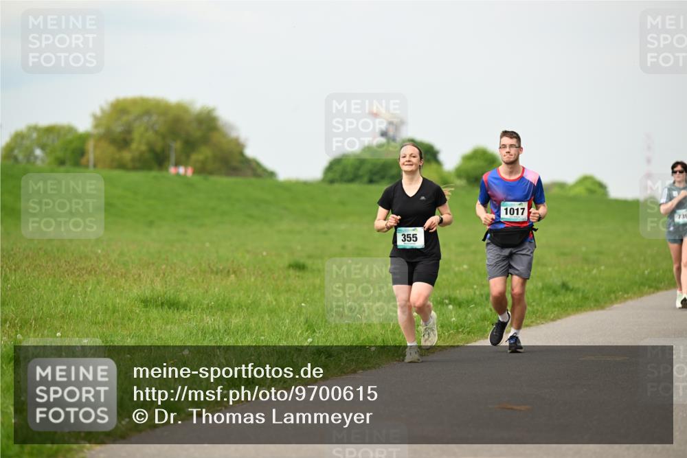10.05.2026 - 8. Wedeler Halbmarathon Dr. Thomas Lammeyer http://msf.ph/oto/9700615 10.05.2026 11:40:08 Laufen 355, 1017, 739 meine-sportfotos.de