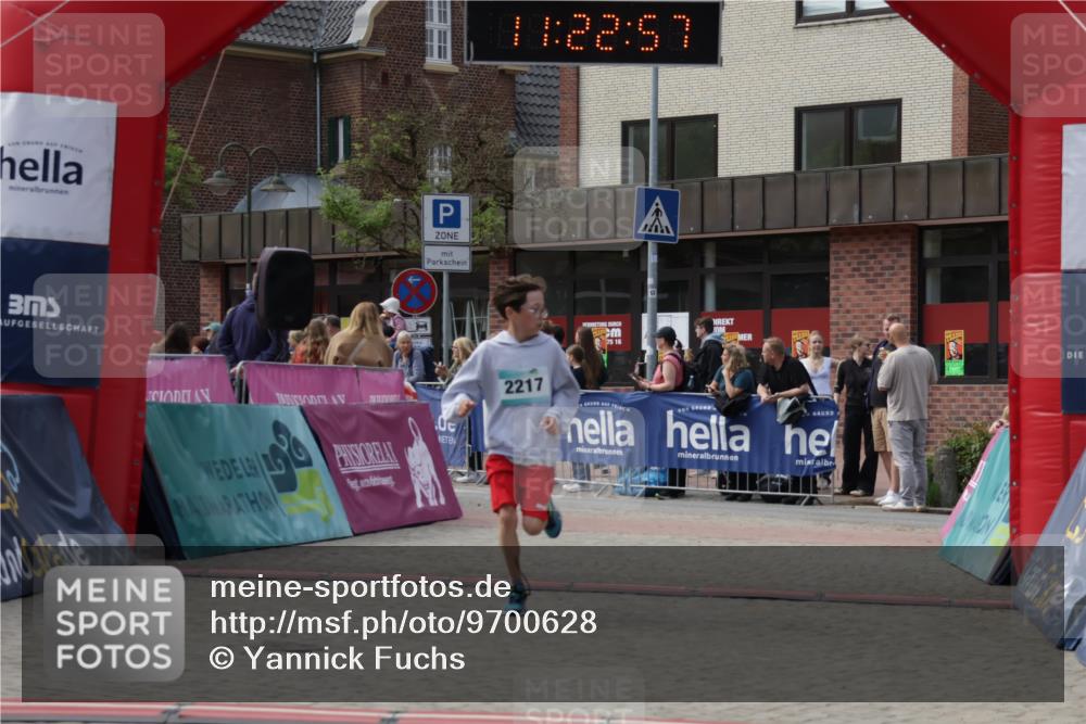 10.05.2026 - 8. Wedeler Halbmarathon Yannick Fuchs http://msf.ph/oto/9700628 10.05.2026 11:22:56 Ziel 251, 2217 meine-sportfotos.de