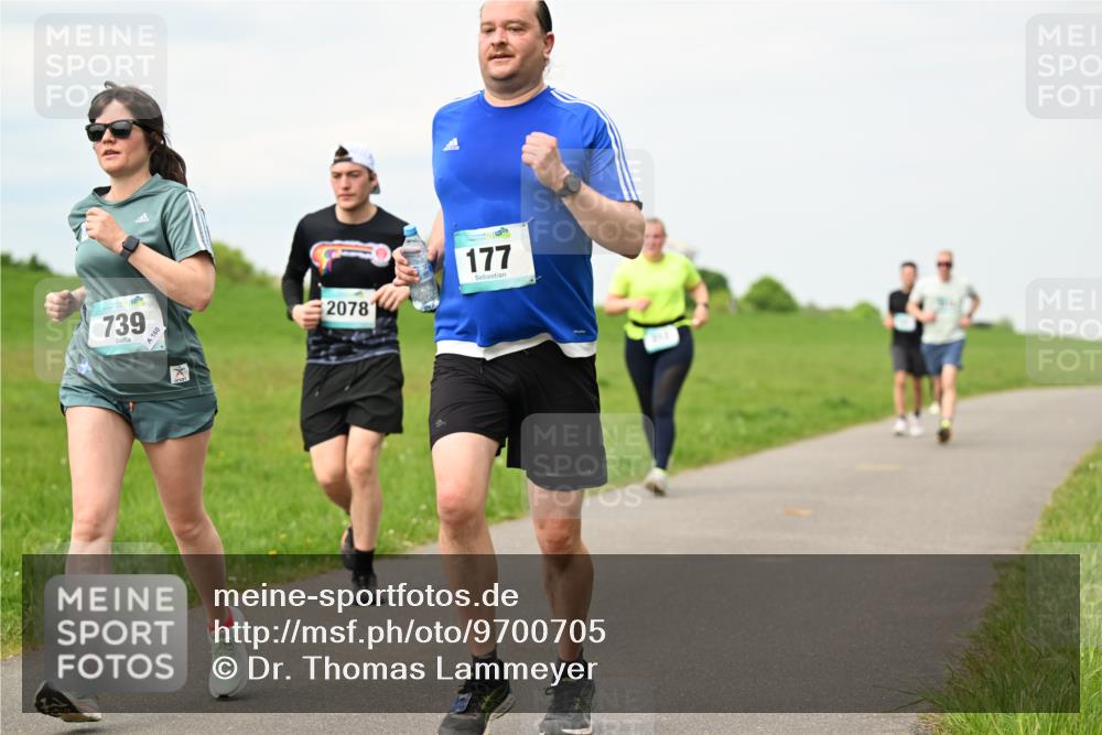 10.05.2026 - 8. Wedeler Halbmarathon Dr. Thomas Lammeyer http://msf.ph/oto/9700705 10.05.2026 11:40:19 Laufen 739, 2078, 177 meine-sportfotos.de