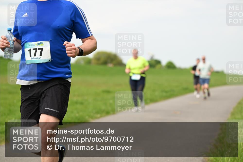 10.05.2026 - 8. Wedeler Halbmarathon Dr. Thomas Lammeyer http://msf.ph/oto/9700712 10.05.2026 11:40:19 Laufen 177 meine-sportfotos.de