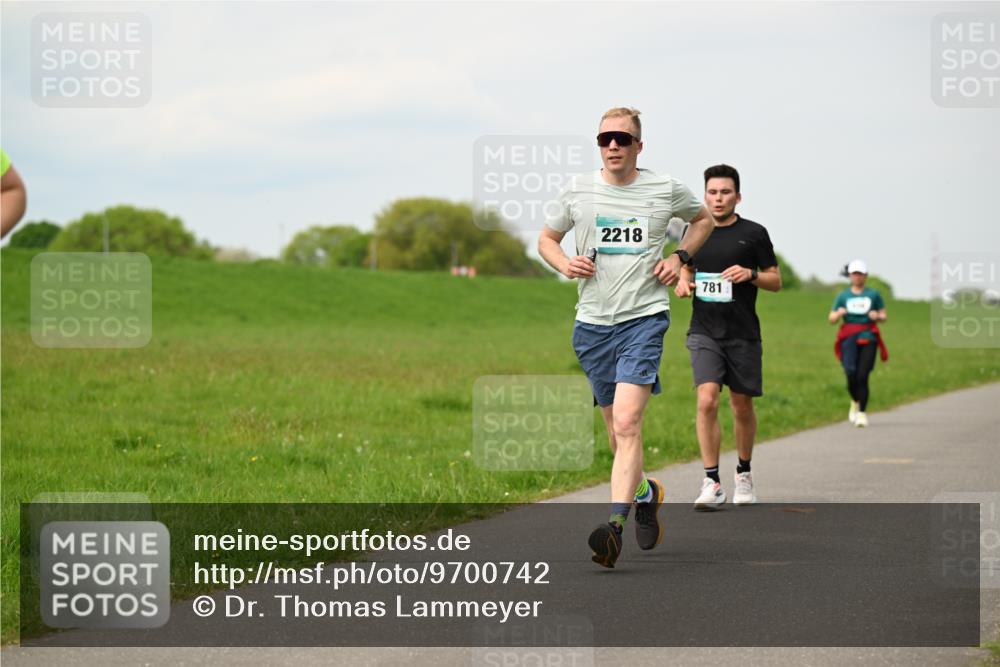 10.05.2026 - 8. Wedeler Halbmarathon Dr. Thomas Lammeyer http://msf.ph/oto/9700742 10.05.2026 11:40:23 Laufen 2218, 781 meine-sportfotos.de