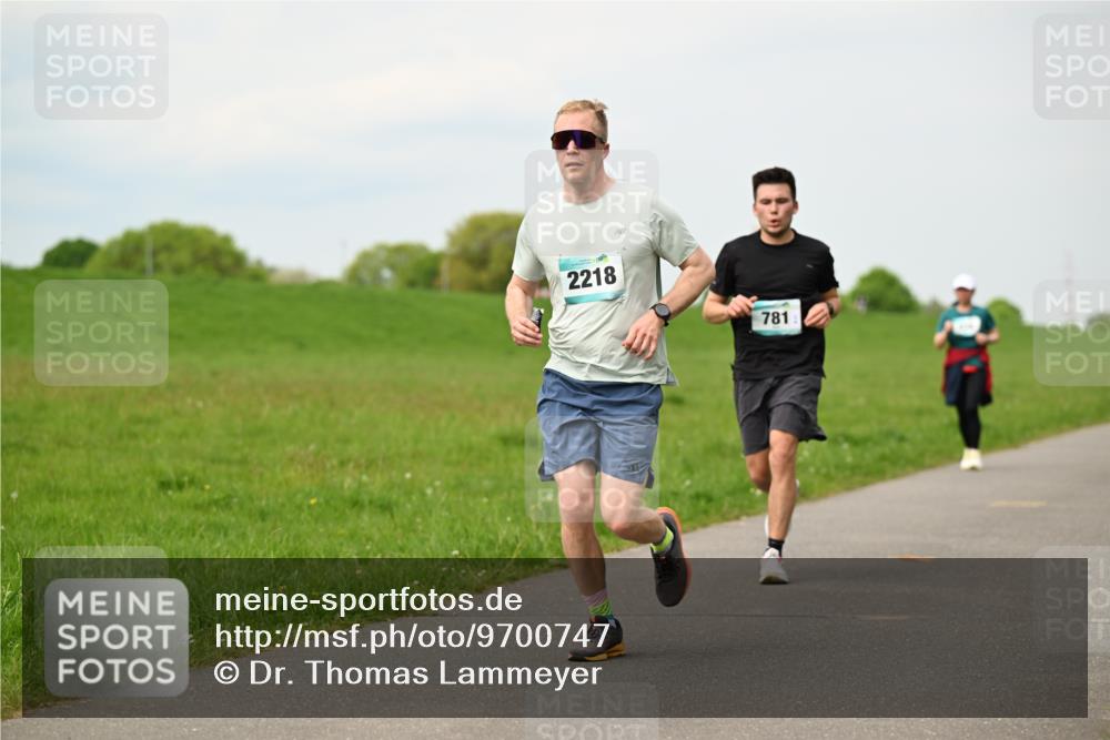 10.05.2026 - 8. Wedeler Halbmarathon Dr. Thomas Lammeyer http://msf.ph/oto/9700747 10.05.2026 11:40:24 Laufen 2218, 781 meine-sportfotos.de