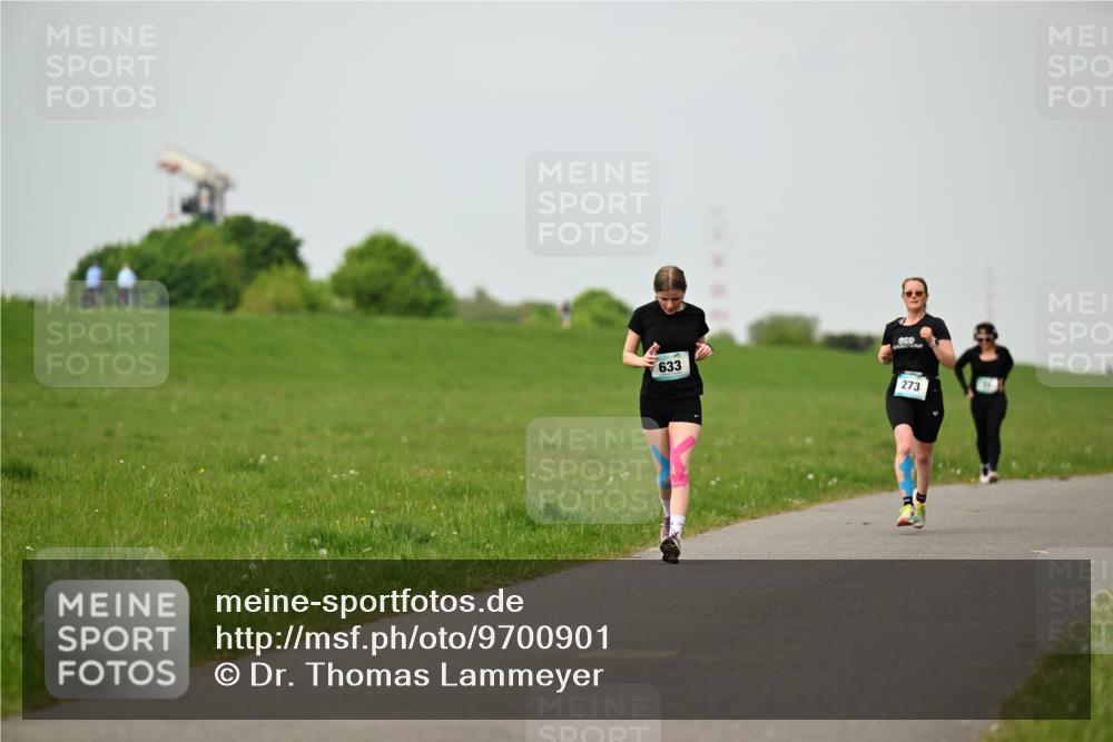 10.05.2026 - 8. Wedeler Halbmarathon Dr. Thomas Lammeyer http://msf.ph/oto/9700901 10.05.2026 11:41:01 Laufen 633, 273 meine-sportfotos.de