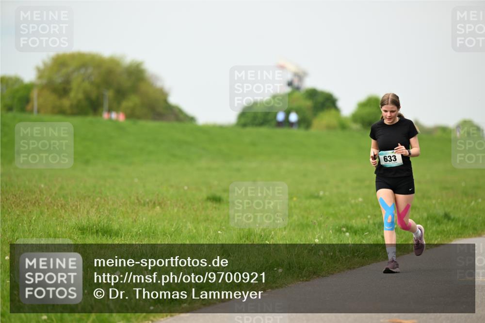 10.05.2026 - 8. Wedeler Halbmarathon Dr. Thomas Lammeyer http://msf.ph/oto/9700921 10.05.2026 11:41:04 Laufen 633 meine-sportfotos.de