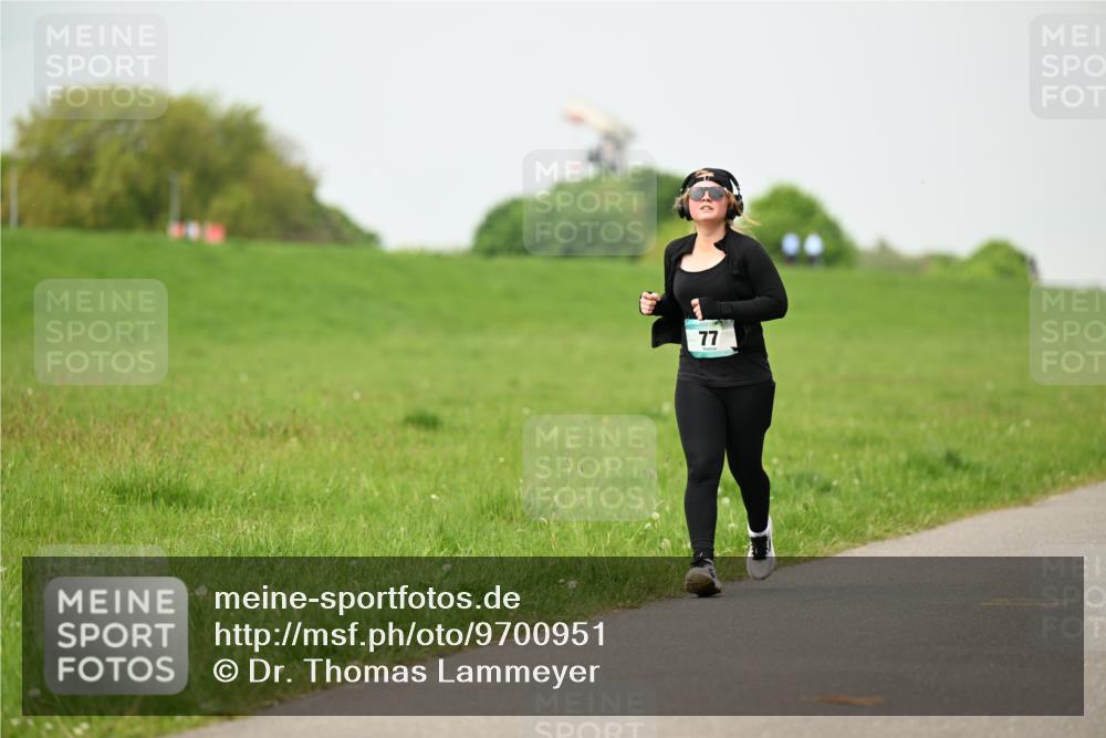 10.05.2026 - 8. Wedeler Halbmarathon Dr. Thomas Lammeyer http://msf.ph/oto/9700951 10.05.2026 11:41:16 Laufen  meine-sportfotos.de