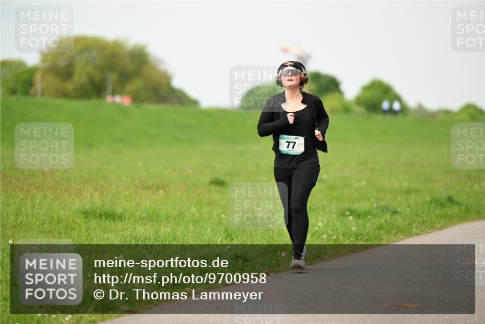 10.05.2026 - 8. Wedeler Halbmarathon Dr. Thomas Lammeyer http://msf.ph/oto/9700958 10.05.2026 11:41:17 Laufen  meine-sportfotos.de