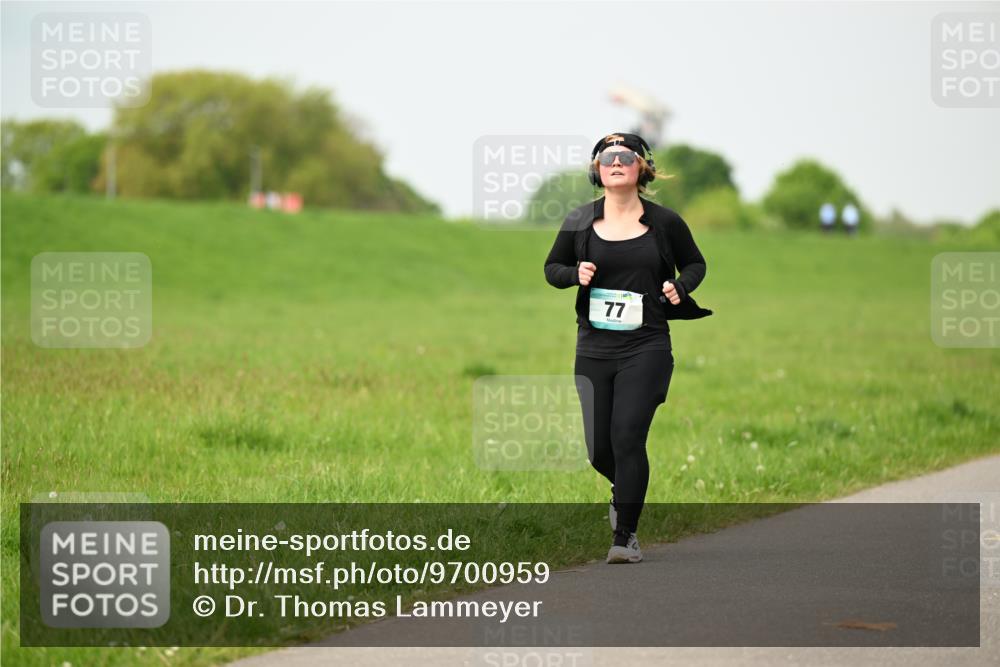 10.05.2026 - 8. Wedeler Halbmarathon Dr. Thomas Lammeyer http://msf.ph/oto/9700959 10.05.2026 11:41:17 Laufen  meine-sportfotos.de