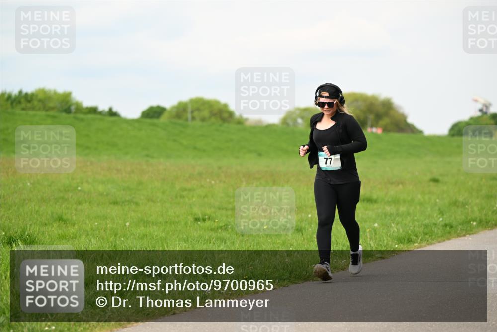 10.05.2026 - 8. Wedeler Halbmarathon Dr. Thomas Lammeyer http://msf.ph/oto/9700965 10.05.2026 11:41:20 Laufen  meine-sportfotos.de
