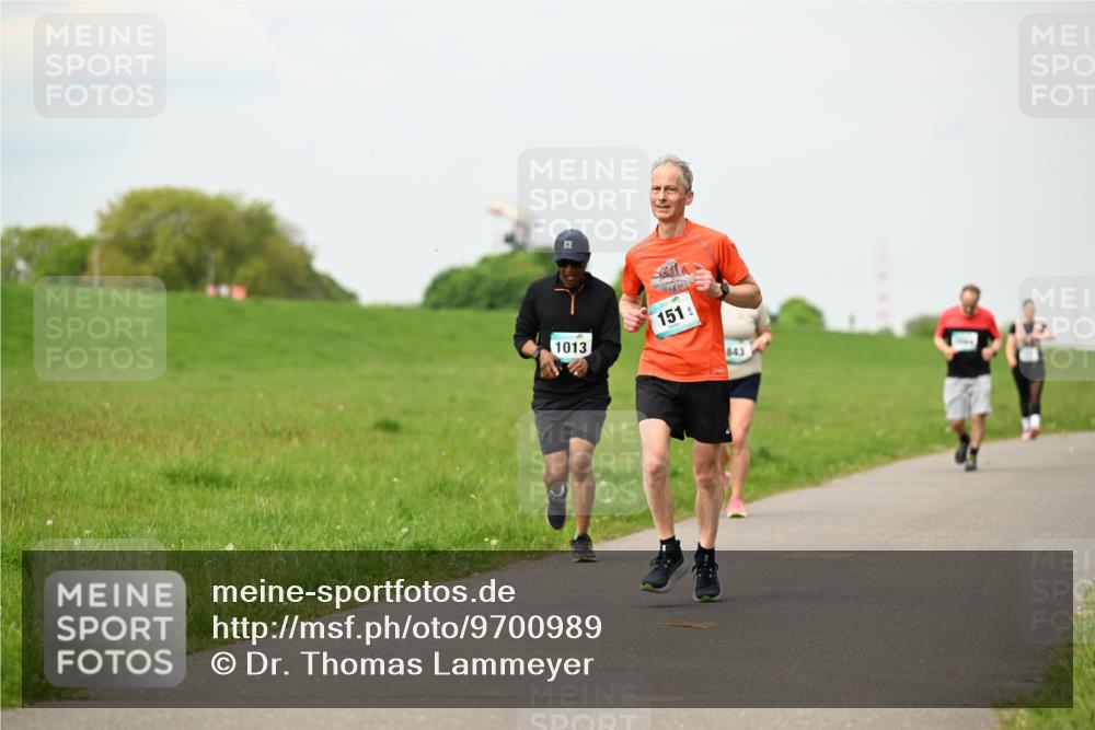 10.05.2026 - 8. Wedeler Halbmarathon Dr. Thomas Lammeyer http://msf.ph/oto/9700989 10.05.2026 11:41:27 Laufen 1013, 151, 843 meine-sportfotos.de