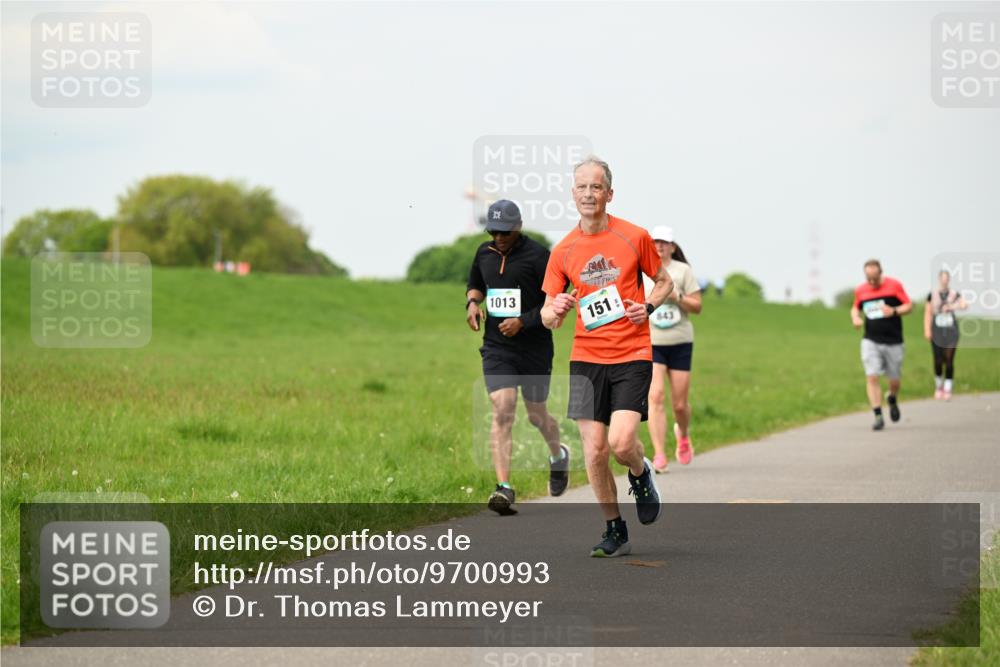 10.05.2026 - 8. Wedeler Halbmarathon Dr. Thomas Lammeyer http://msf.ph/oto/9700993 10.05.2026 11:41:27 Laufen 1013, 151, 843 meine-sportfotos.de