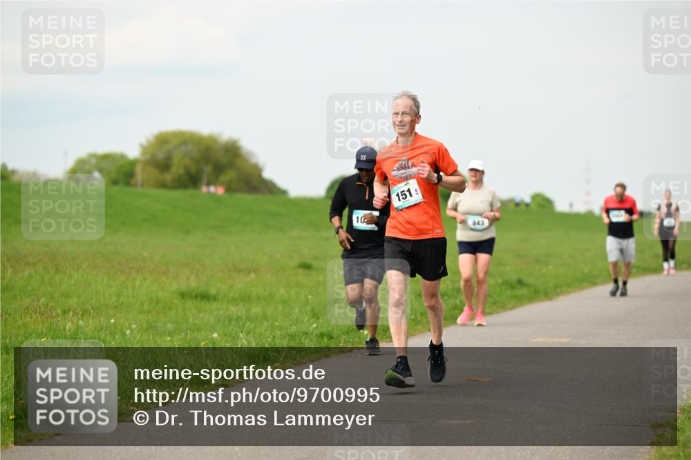 10.05.2026 - 8. Wedeler Halbmarathon Dr. Thomas Lammeyer http://msf.ph/oto/9700995 10.05.2026 11:41:27 Laufen 151, 843 meine-sportfotos.de