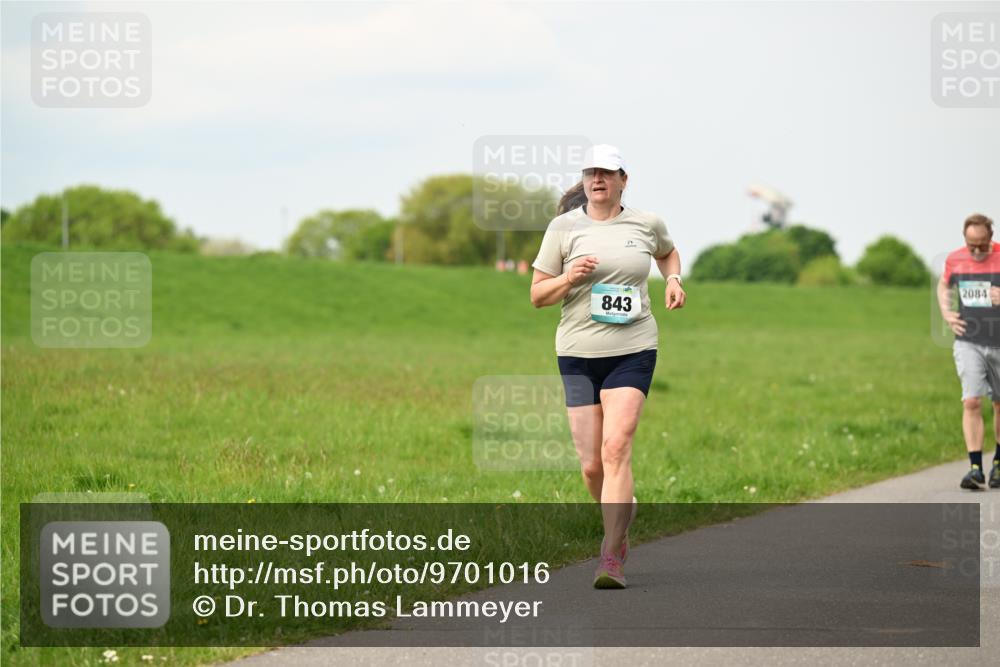 10.05.2026 - 8. Wedeler Halbmarathon Dr. Thomas Lammeyer http://msf.ph/oto/9701016 10.05.2026 11:41:32 Laufen 843, 2084 meine-sportfotos.de