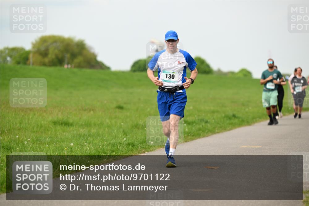 10.05.2026 - 8. Wedeler Halbmarathon Dr. Thomas Lammeyer http://msf.ph/oto/9701122 10.05.2026 11:41:54 Laufen 130 meine-sportfotos.de
