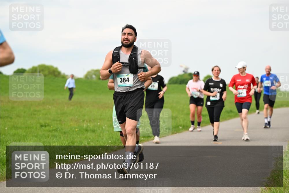 10.05.2026 - 8. Wedeler Halbmarathon Dr. Thomas Lammeyer http://msf.ph/oto/9701187 10.05.2026 11:42:05 Laufen 364 meine-sportfotos.de