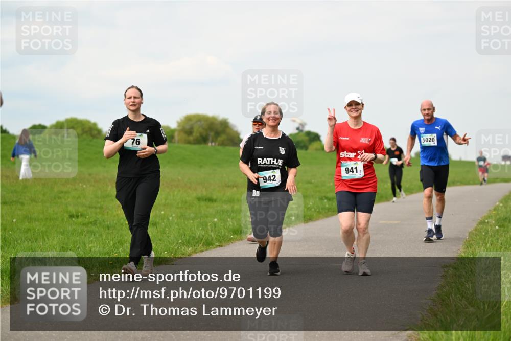 10.05.2026 - 8. Wedeler Halbmarathon Dr. Thomas Lammeyer http://msf.ph/oto/9701199 10.05.2026 11:42:07 Laufen 942, 941, 1020 meine-sportfotos.de