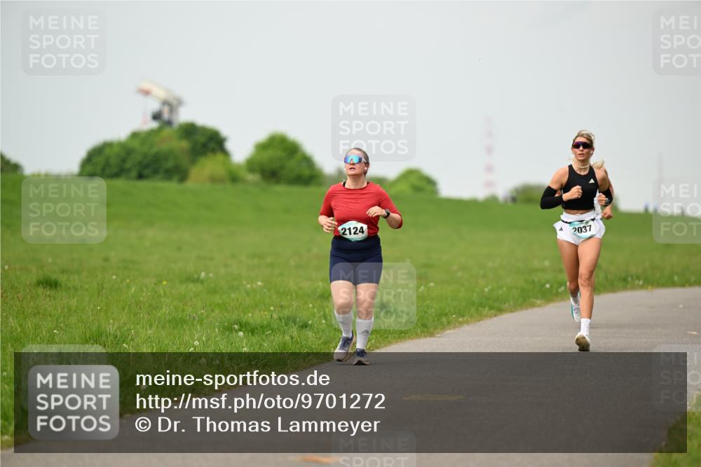 10.05.2026 - 8. Wedeler Halbmarathon Dr. Thomas Lammeyer http://msf.ph/oto/9701272 10.05.2026 11:42:26 Laufen 2124, 2037 meine-sportfotos.de