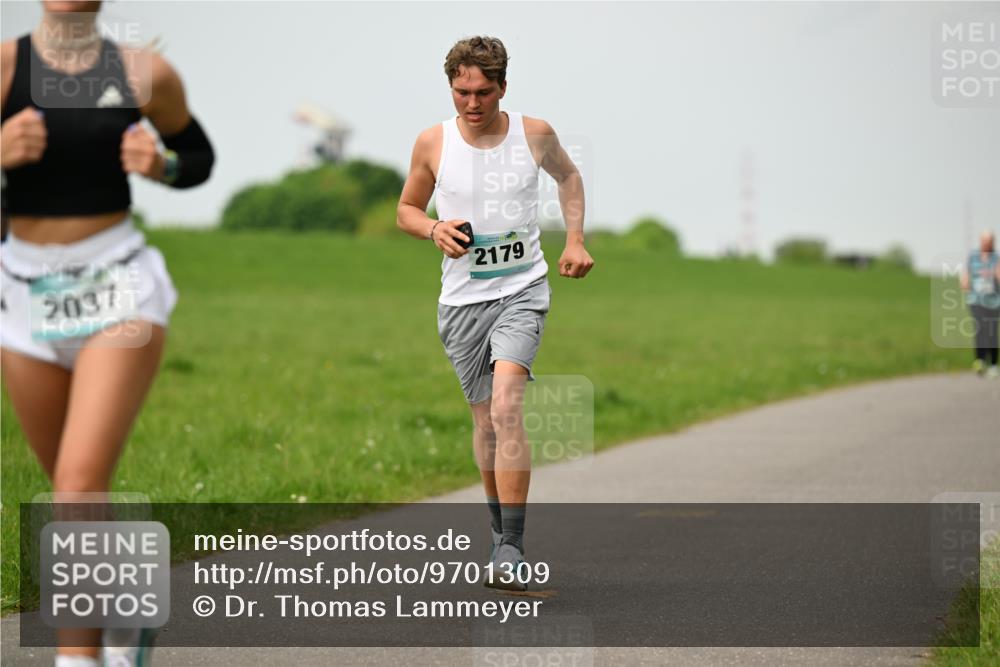 10.05.2026 - 8. Wedeler Halbmarathon Dr. Thomas Lammeyer http://msf.ph/oto/9701309 10.05.2026 11:42:32 Laufen 2037, 2179 meine-sportfotos.de