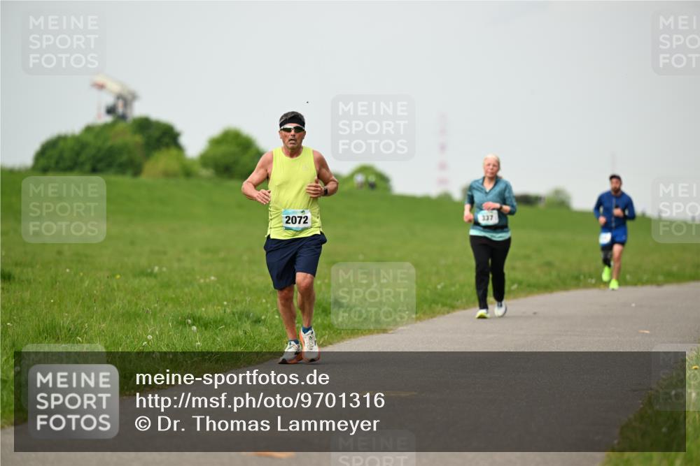 10.05.2026 - 8. Wedeler Halbmarathon Dr. Thomas Lammeyer http://msf.ph/oto/9701316 10.05.2026 11:42:41 Laufen 337, 2072 meine-sportfotos.de