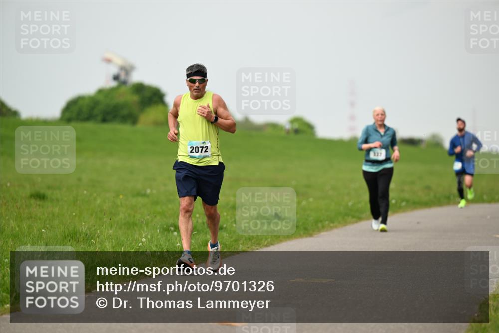 10.05.2026 - 8. Wedeler Halbmarathon Dr. Thomas Lammeyer http://msf.ph/oto/9701326 10.05.2026 11:42:42 Laufen 2072, 337 meine-sportfotos.de