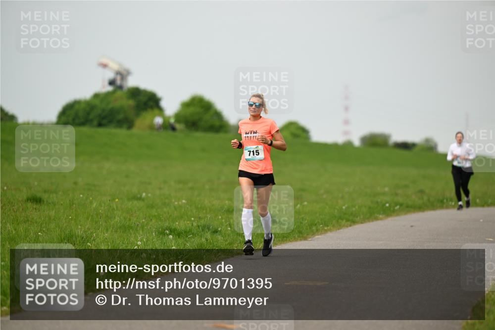 10.05.2026 - 8. Wedeler Halbmarathon Dr. Thomas Lammeyer http://msf.ph/oto/9701395 10.05.2026 11:43:00 Laufen 171, 715 meine-sportfotos.de