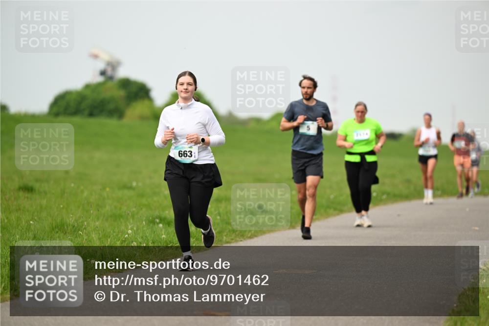 10.05.2026 - 8. Wedeler Halbmarathon Dr. Thomas Lammeyer http://msf.ph/oto/9701462 10.05.2026 11:43:16 Laufen 663 meine-sportfotos.de