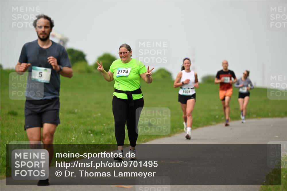 10.05.2026 - 8. Wedeler Halbmarathon Dr. Thomas Lammeyer http://msf.ph/oto/9701495 10.05.2026 11:43:21 Laufen 2174, 1031 meine-sportfotos.de