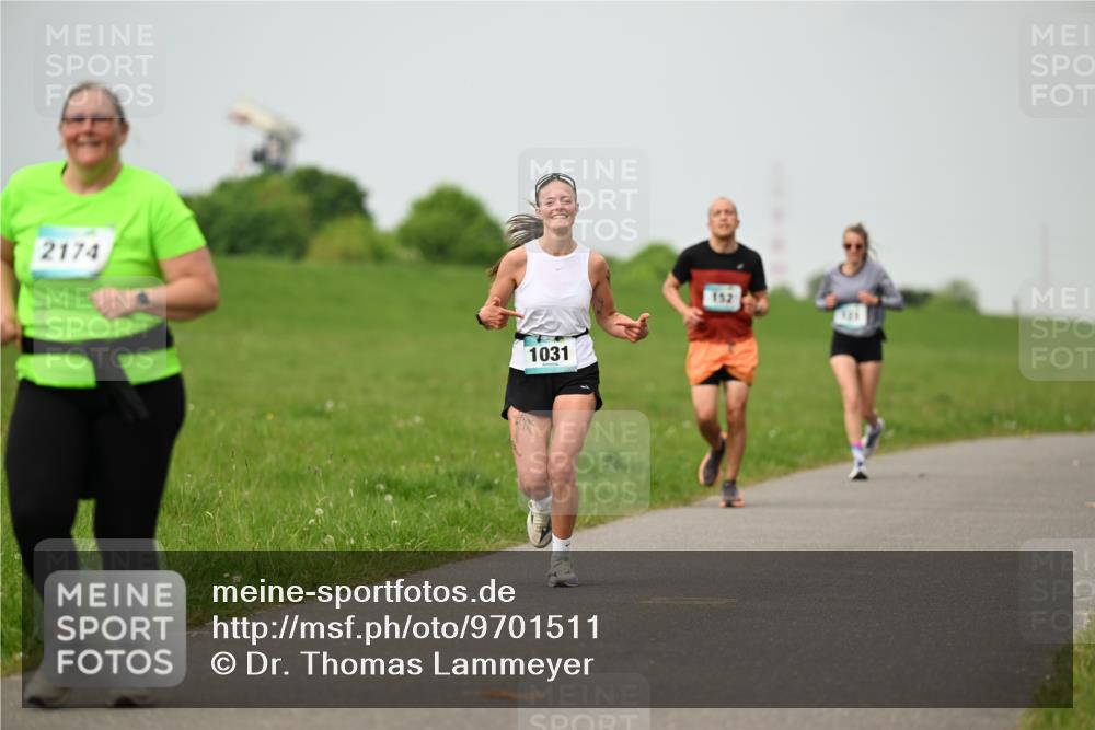 10.05.2026 - 8. Wedeler Halbmarathon Dr. Thomas Lammeyer http://msf.ph/oto/9701511 10.05.2026 11:43:24 Laufen 2174, 1031, 152 meine-sportfotos.de