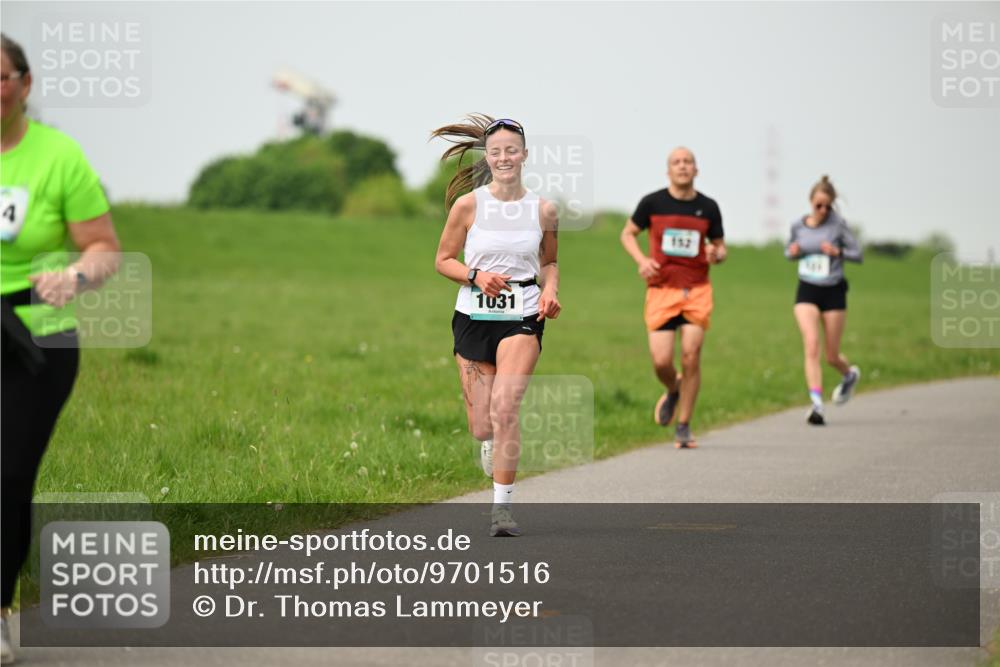 10.05.2026 - 8. Wedeler Halbmarathon Dr. Thomas Lammeyer http://msf.ph/oto/9701516 10.05.2026 11:43:25 Laufen 1031, 152 meine-sportfotos.de
