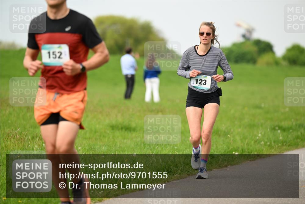 10.05.2026 - 8. Wedeler Halbmarathon Dr. Thomas Lammeyer http://msf.ph/oto/9701555 10.05.2026 11:43:32 Laufen 152, 123 meine-sportfotos.de