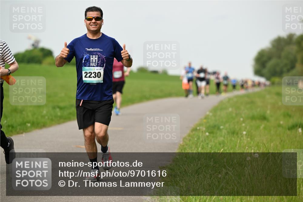 10.05.2026 - 8. Wedeler Halbmarathon Dr. Thomas Lammeyer http://msf.ph/oto/9701616 10.05.2026 11:44:13 Laufen 114, 2230 meine-sportfotos.de
