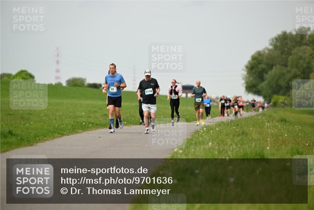 10.05.2026 - 8. Wedeler Halbmarathon Dr. Thomas Lammeyer http://msf.ph/oto/9701636 10.05.2026 11:44:17 Laufen 2114, 140 meine-sportfotos.de