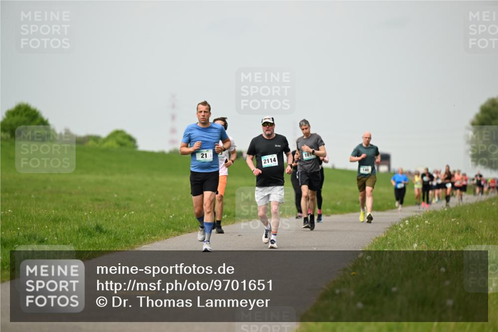 10.05.2026 - 8. Wedeler Halbmarathon Dr. Thomas Lammeyer http://msf.ph/oto/9701651 10.05.2026 11:44:21 Laufen 2114, 101, 140 meine-sportfotos.de