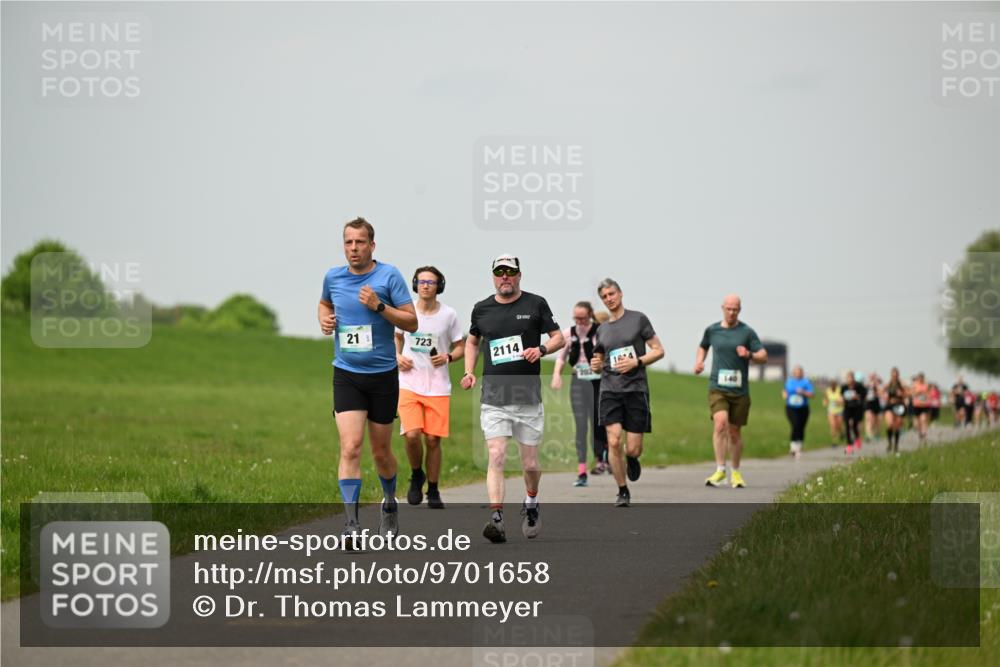 10.05.2026 - 8. Wedeler Halbmarathon Dr. Thomas Lammeyer http://msf.ph/oto/9701658 10.05.2026 11:44:22 Laufen 723, 2114, 140 meine-sportfotos.de