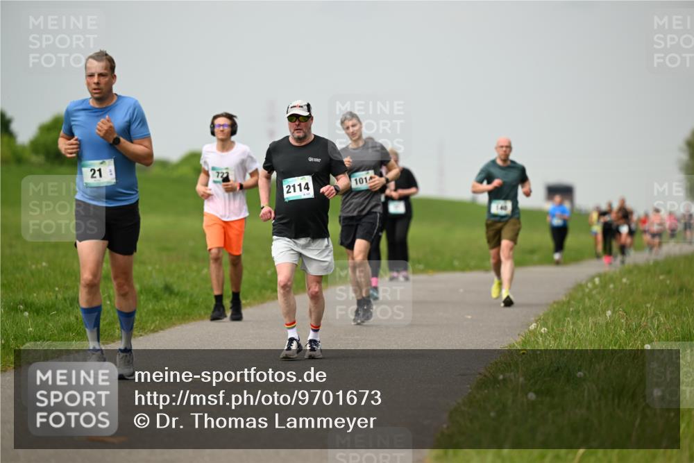 10.05.2026 - 8. Wedeler Halbmarathon Dr. Thomas Lammeyer http://msf.ph/oto/9701673 10.05.2026 11:44:25 Laufen 2114, 107, 101 meine-sportfotos.de