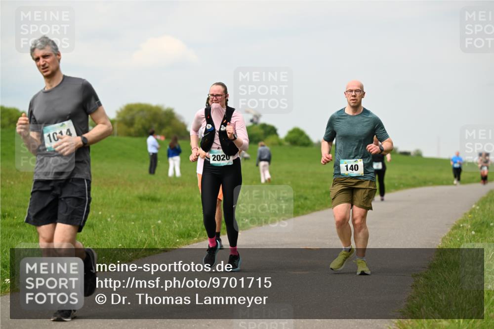 10.05.2026 - 8. Wedeler Halbmarathon Dr. Thomas Lammeyer http://msf.ph/oto/9701715 10.05.2026 11:44:34 Laufen 1014, 2020, 140 meine-sportfotos.de